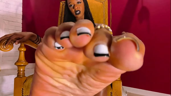 Open your mouth and show me worship!