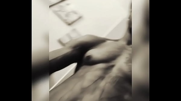 Download Video - "Euros" back with Another one for the ladies  longswipe fa days