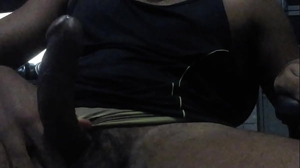 thumb pau saindo leit e