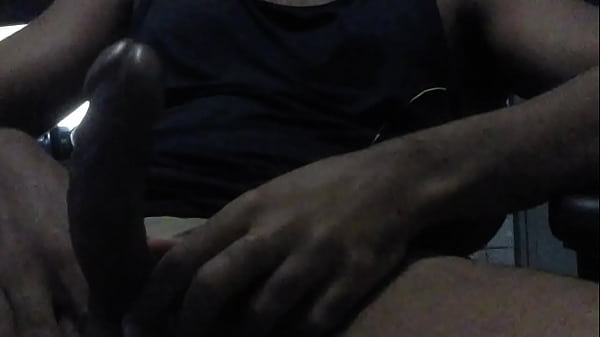 thumb pau saindo leit e