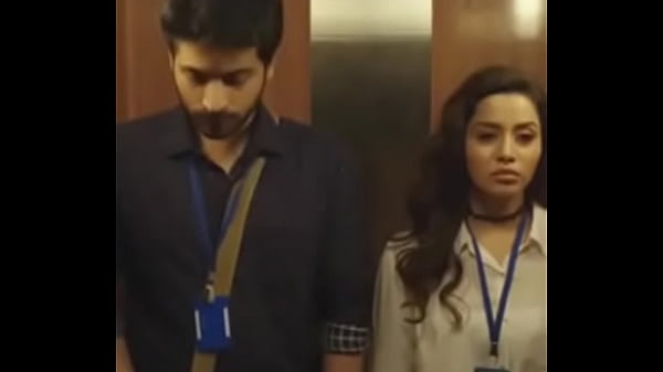 Hot Bollywood Sex Scene And Kissing On Lift