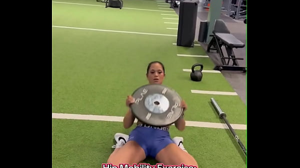 25lb Overhead Press: Strengthens Shoudlers, Traps, & Triceps Hip Mobility Exercise:Strengthens Hip Flexors I comp ...