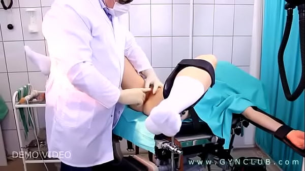 Lustful doctor on gyno exam
