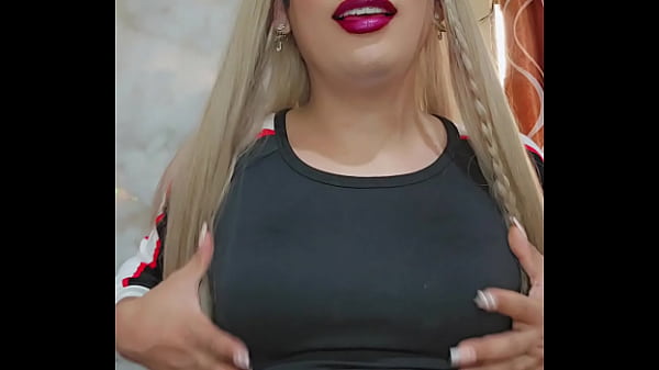Download Video - Hermosa transexual haciendo cosas ricas