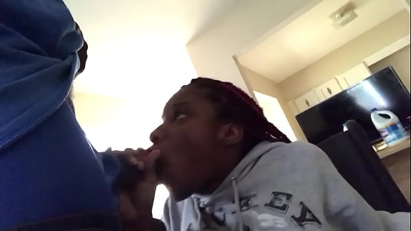 Succin me while sis clean room