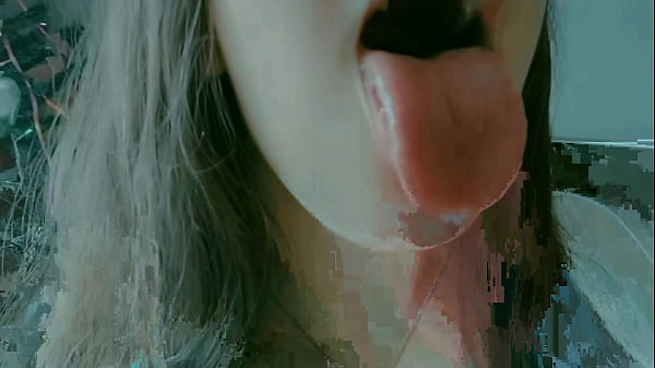 Download Video - Dirty babygirl sucking lollipop and showing her mouth open and wide for u to cum all over her sweet cute face