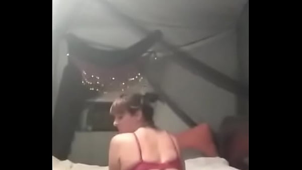 Ashley shaking that ass
