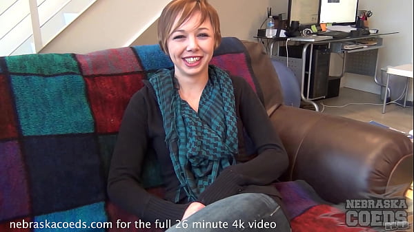 sweet teen makes her first porno video on white casting couch iowa