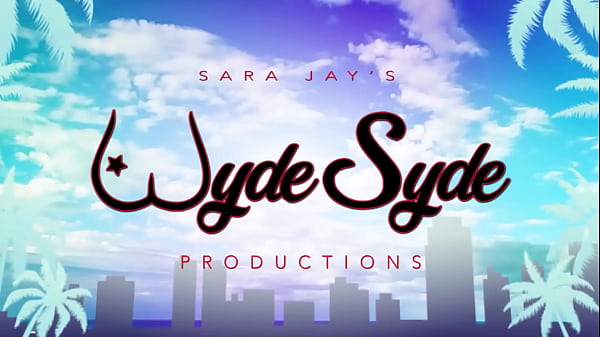 Busty PAWGS Kimber Lee Sara Jay & Maggie Green Play With That Dildo!