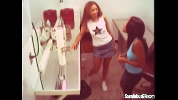 Download Video - Two Girls Fingering and licking Pussy