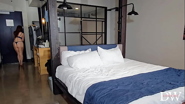 Download Video - Melody Mynx fucks BBC before walking around AVN with a fresh Creampie