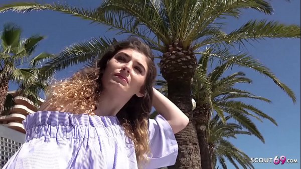 Download Video - GERMAN SCOUT - Magaluf Urlauberin Candice f&uuml;r Geld am Strand gefickt bei Strassen Casting