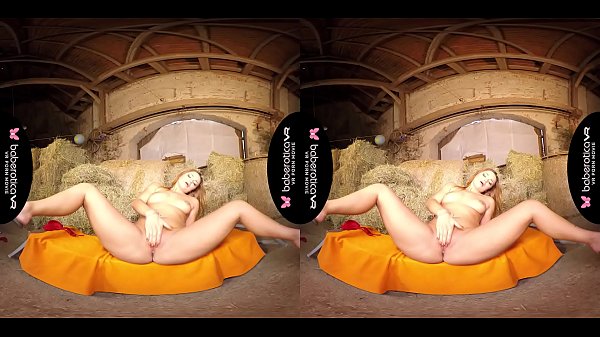 Solo girl, Daphne Klyde is using a black dildo, in VR