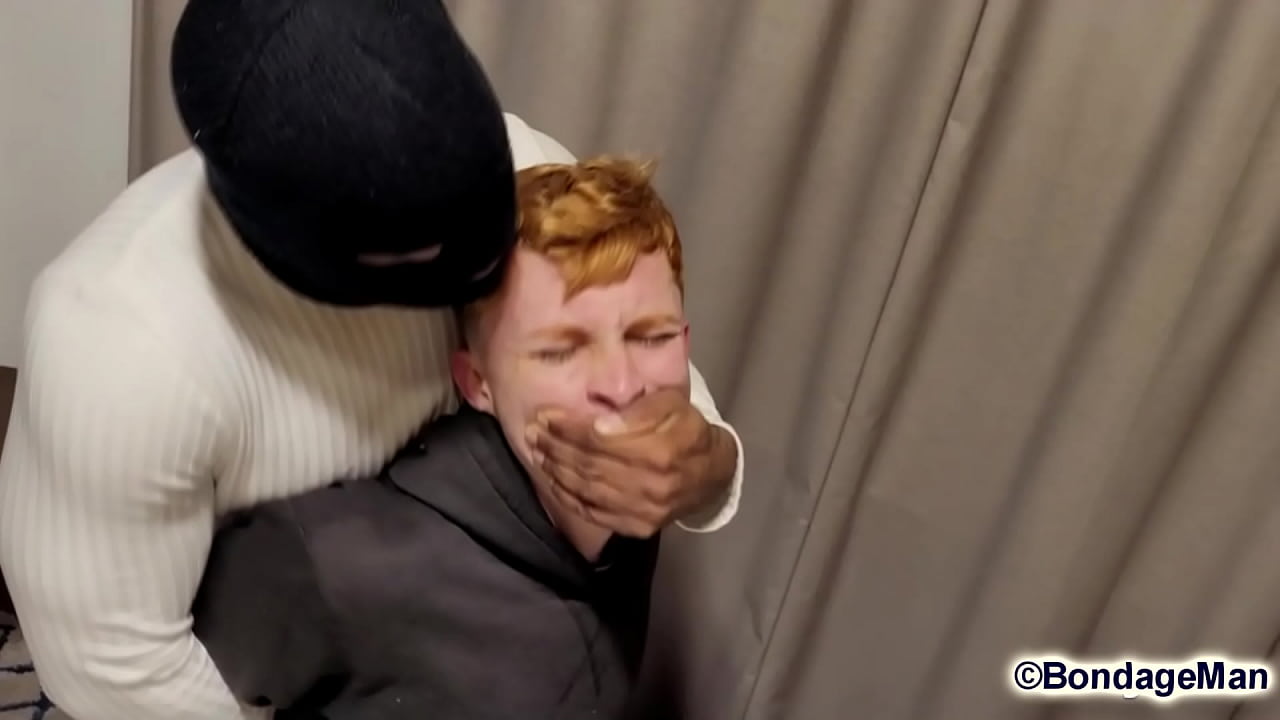 Hariel es solo un repartidor al que el señor Black ata y amordaza para follar toda la noche con Hariel | vista previa 2
                    handjob bdsm bondage hardsex handgag handgagged black cock anal sex gay blowjob gay sex gay anal gay masturbation gagged men bound tied up guys muchos negros