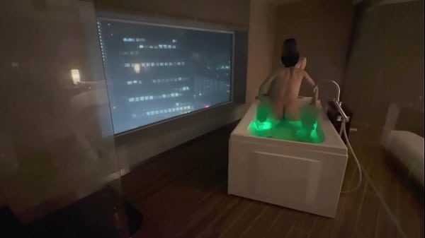 Flirting in the hotel bath with a night view, and then having raw sex with a standing doggy style. Japanese amateur hentai