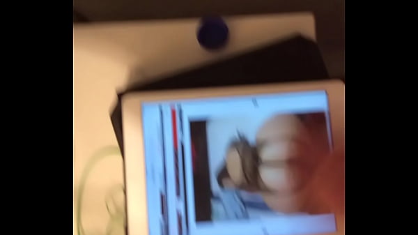 Sexy ass cumshot
