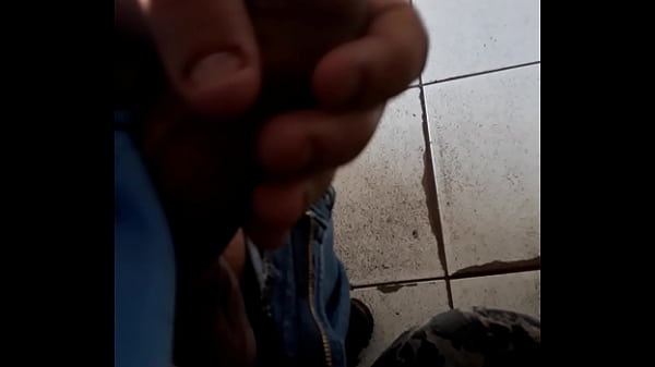 Frapper Un Au Travail