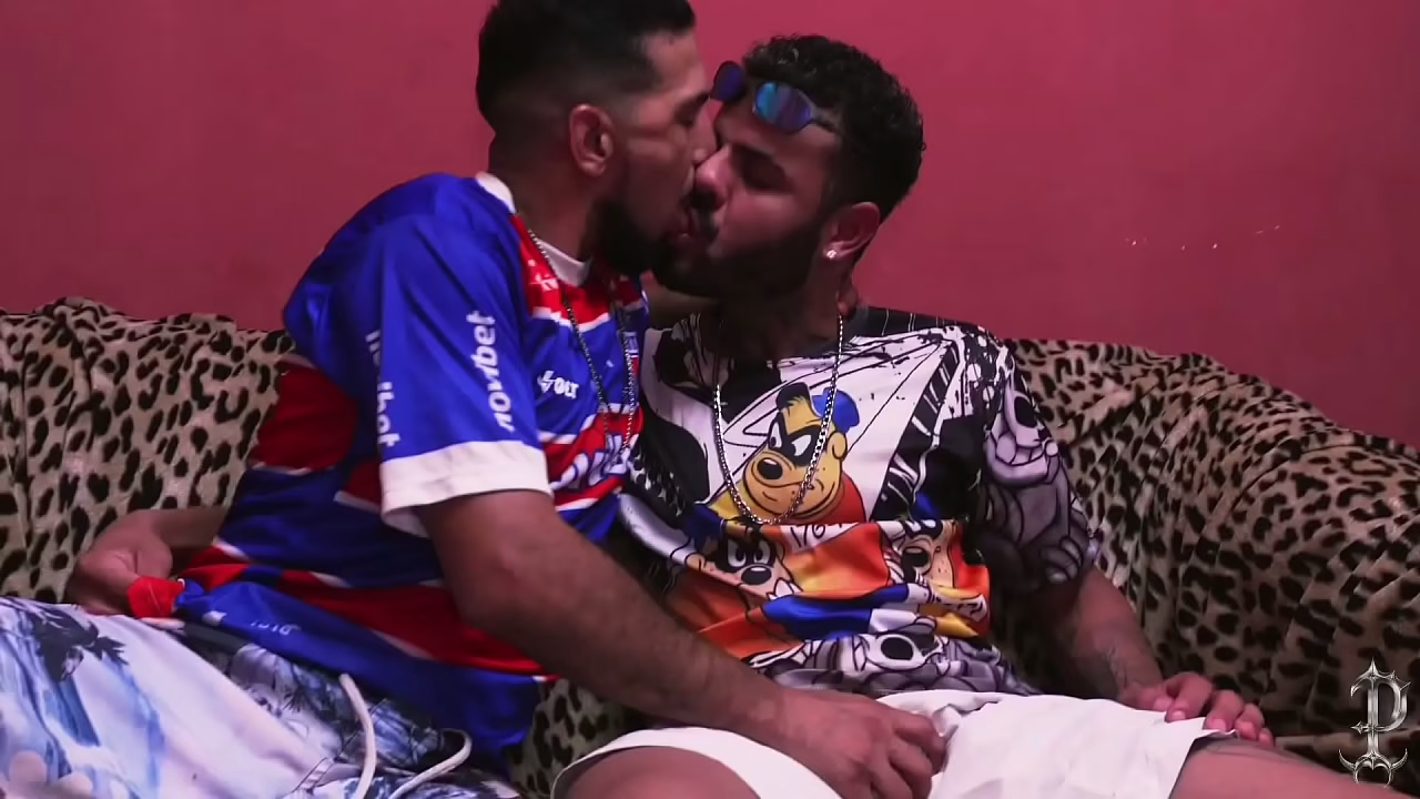 Avance - Maloka vino a hacer una prueba en la barbería y tuvo que arrodillarse para conseguir el trabajo (Avance de la doble función de la barbería Profanus, episodios 7)
                      anal interracial pornstar threesome brazil gay bareback big cock bbc gay blowjob black guy white skin muscular body male anal muscular guy fuck buddies raw gay intense anal latino man bbc in ass muchos negros