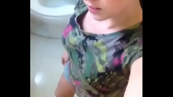 Download Video - Stare at my hot pierced pussy while I piss&excl;