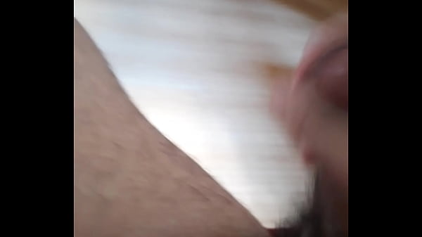 Punhetinha rápida no meio da tarde