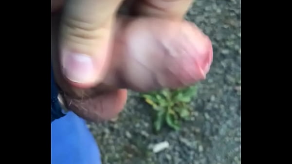 Download Video - Chubbys Big cumshot