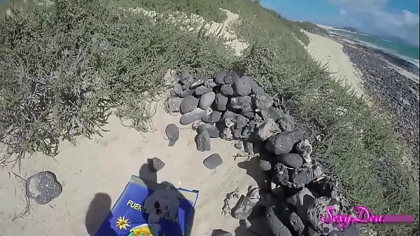 Tantalizing Temptation: Sexydea's Beach Doggystyle POV Will Fulfill Your Fantasies