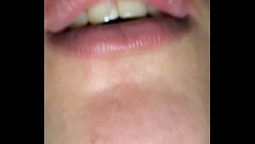 سكس سعودي جديد سعودية خليجية ممحونة تتناك وتشرب لبن سكس عرب ساخن  نيك و سكس جامد