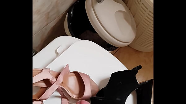 Gozada Na sandália da cunhada