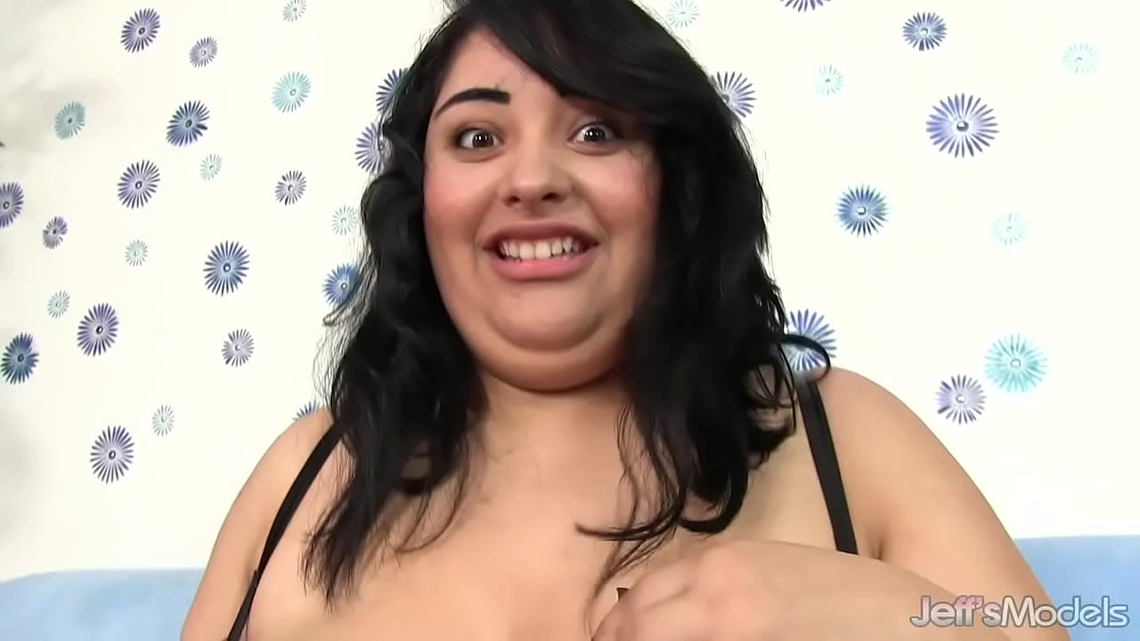 La guapa gorda Paige Jensen juega con su coño hasta el orgasmo
                   ass chubby busty bbw big tits big butt big booty natural tits fat ass solo masturbation big natural tits sex toy muchos negros
