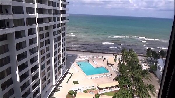 Download Video - Weekend At The Beach With Step Mom - Dava Foxx - Family Therapy