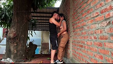 VECINA COLOMBIANA robando MANGOS de mi ÁRBOL... terminamos FOLLANDO