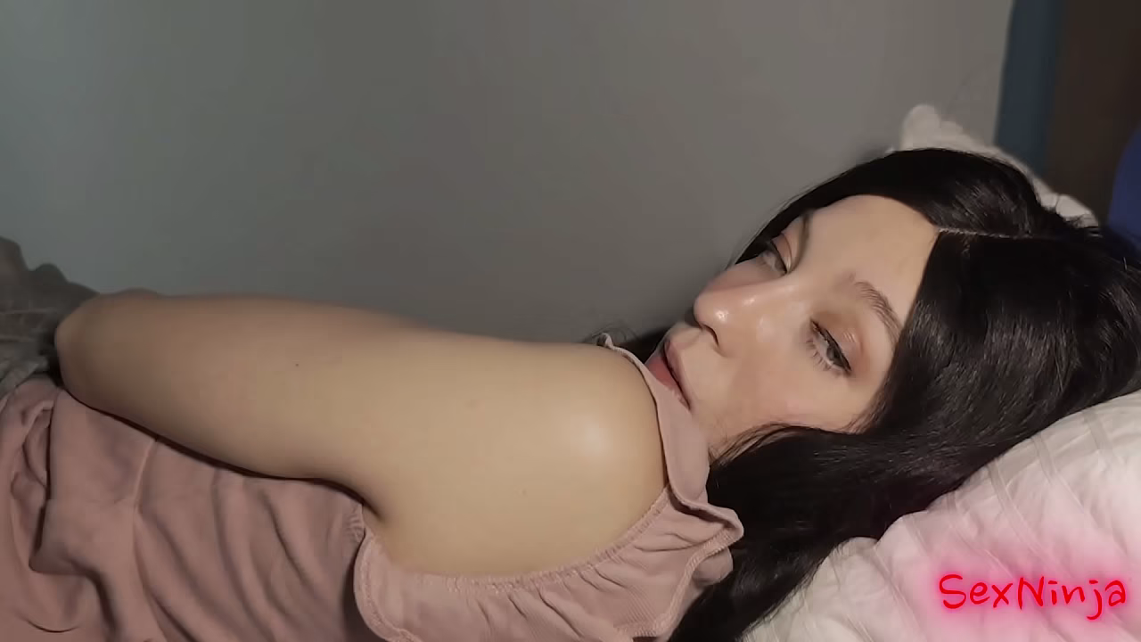 Horny Stepmom Shares Bed &ndash_ POV Creampie Overload