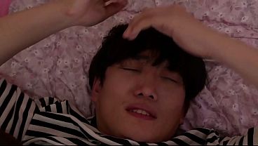 Korea - Runaway Girl Next Door Looking for a Live-In Boyfriend