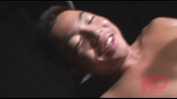 (2/2) de olhos vendados! Animado com anal FODA!!!!