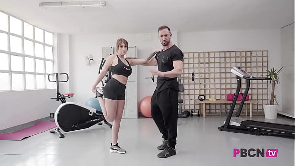 PORNBCN 4K The personal trainer fucker Emilio Ardana y Olé with the hot teen latina Pamela Silva and her big ass // Training with happy end full clip subtitled on YOUTUBE LINK in the VIDEO subscribe and click the bell because more are coming soon ;
