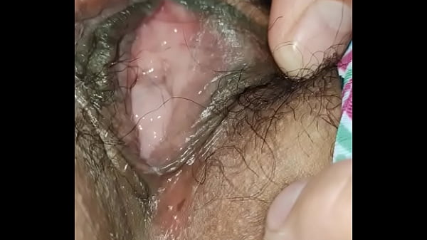 Megkért hogy borotváljam le a bundás puncit