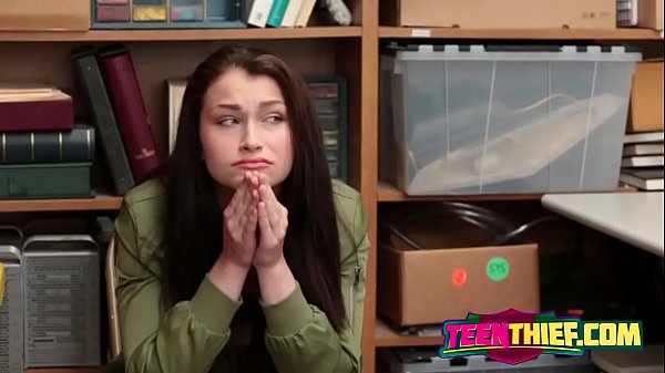 Hot chick drilled with long dong