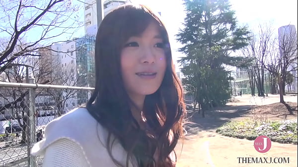 Enjoying sex with a beautiful married woman, Miori