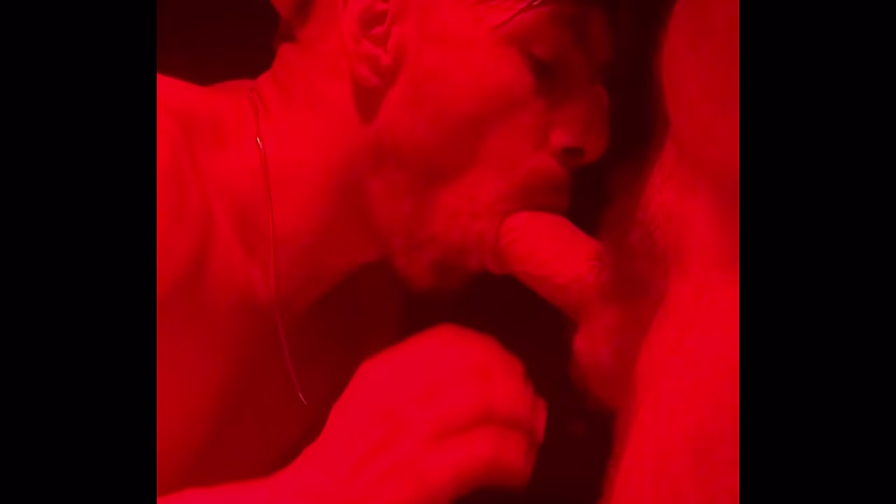 Fervendo na Sauna Gay