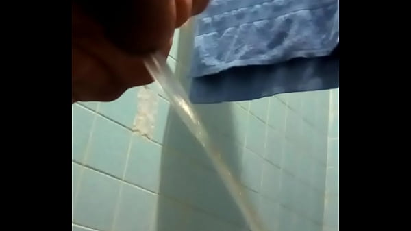 Meada amarilla al llegar a casa, ya me andaba