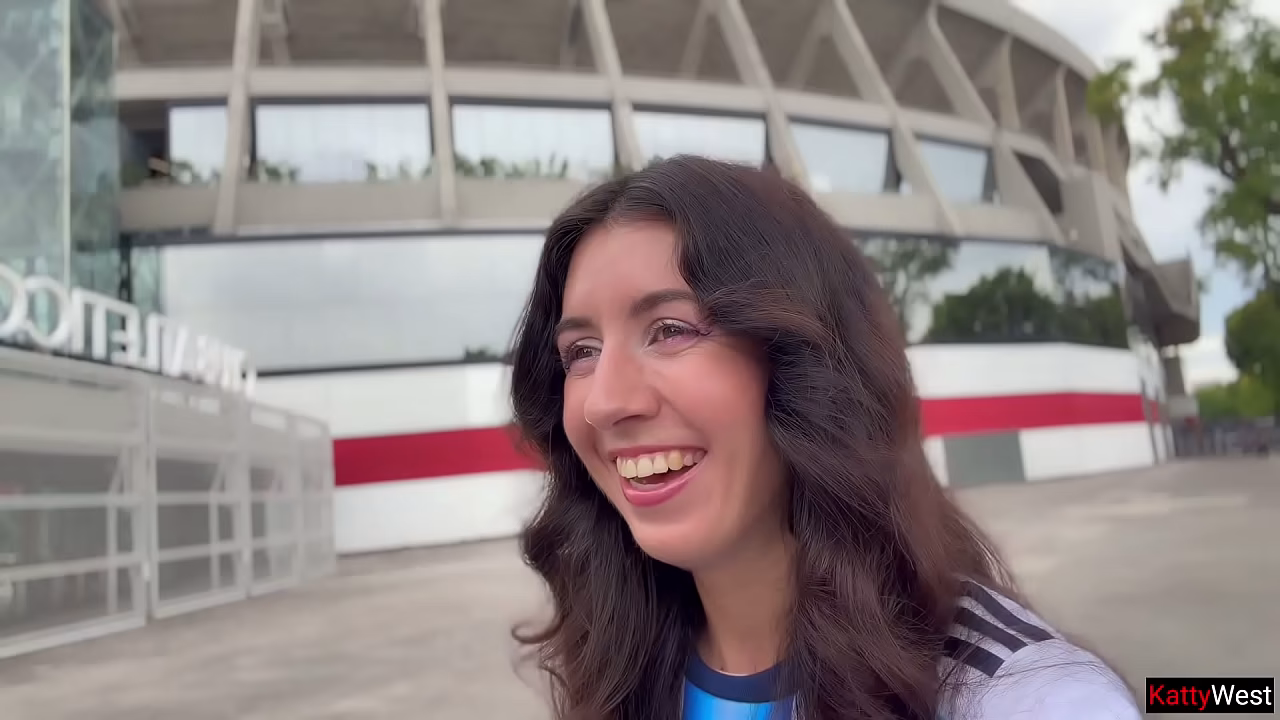 Katty West is obsessed with football and sex! So she finds a fan for a hot fuck!