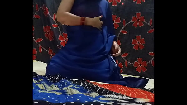 Hot girl priyanshi sharma in blue saree and red...