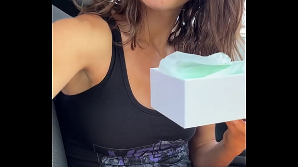 Let's #unboxing and #test my new Vivifie Offcl in my car white I'm waiting for my date ...#Vivifie #amateur #asmr