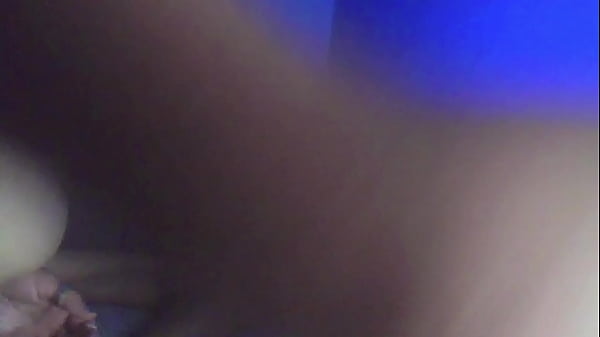 Le abro el culo a una prima de mi vieja, con mamada y corrida en la boca