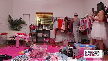 BTS - PAWG Sasha Pearl Spreads Her Thick Ass In A Photoshoot!