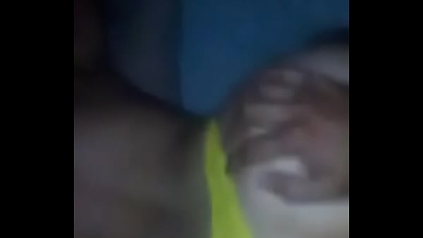 thumb yellow