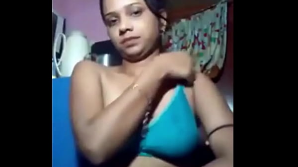 Indian huge tits removing infront of cam