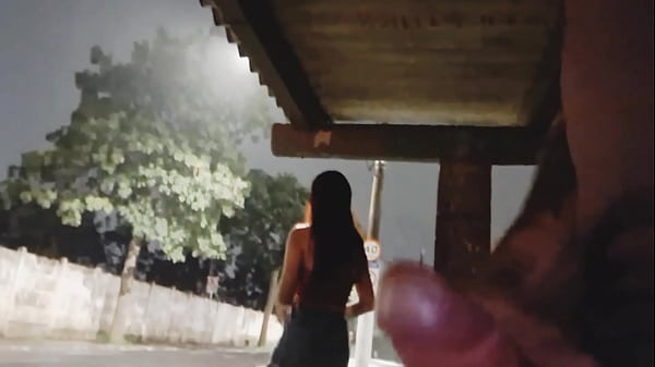 Risky handjob for hot girl at the bus stop!