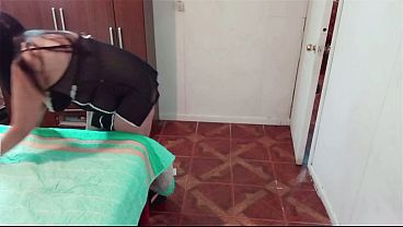 Stepson catches his stepmom making the bed - Close up ass and hard fucking with his big black cock