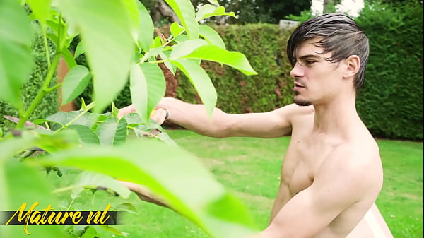 Big natural Tits MILF get Fucked by Young Guy